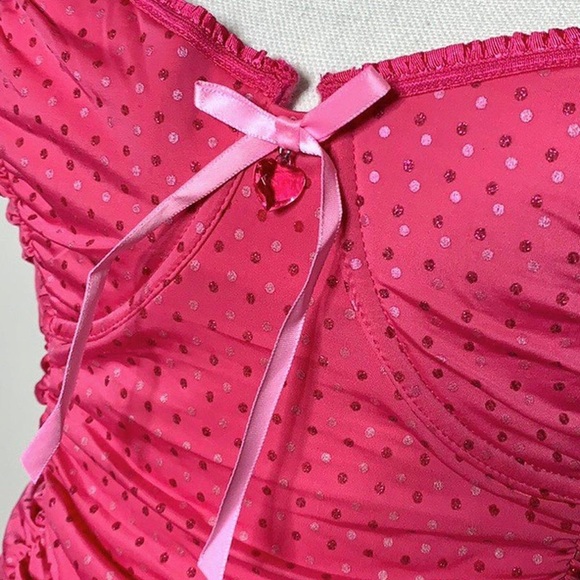 Victoria’s Secret Santa Baby Costume Set - Picture 3 of 6